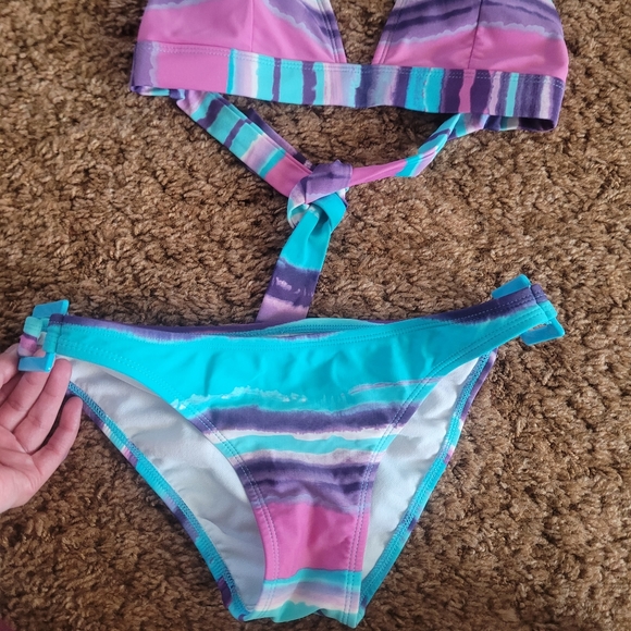 Billabong Bikini/Swimsuit - Picture 4 of 5